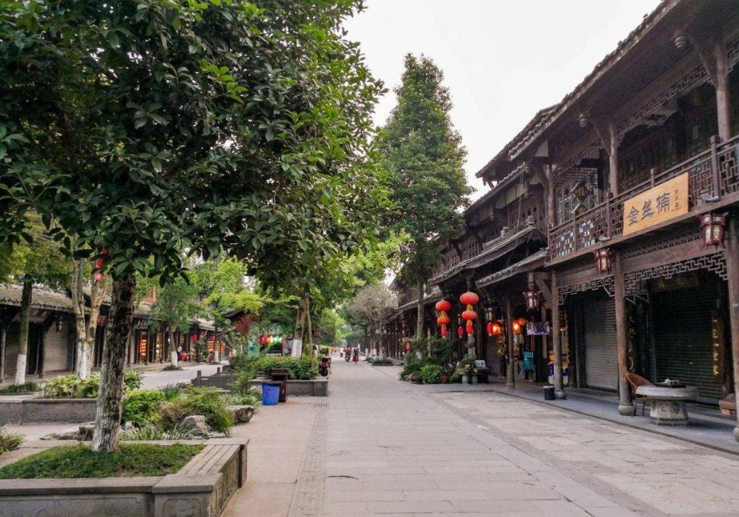 网传刘德华做客董宇辉直播间 网友建议关闭打赏功能